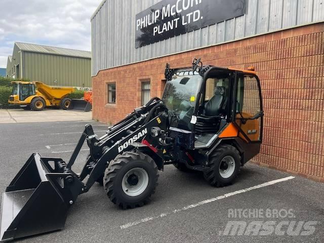 Doosan DL65 미니 로더