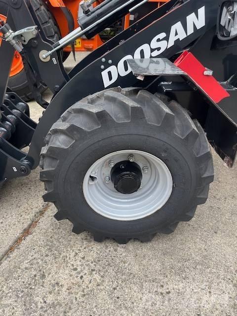 Doosan DL65 미니 로더