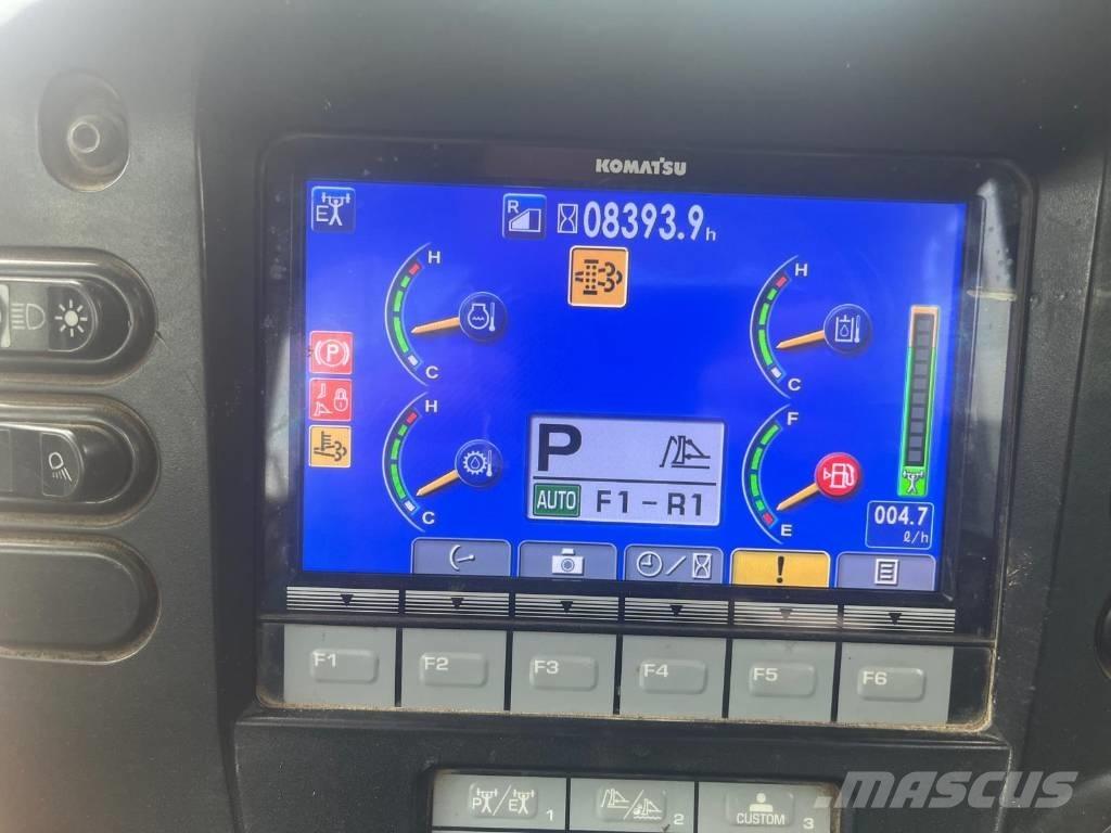 Komatsu 65 PX-17 크롤러 도저