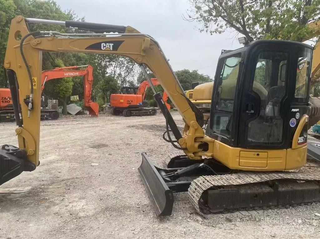 CAT 305 C CR 소형 굴삭기 7톤 미만