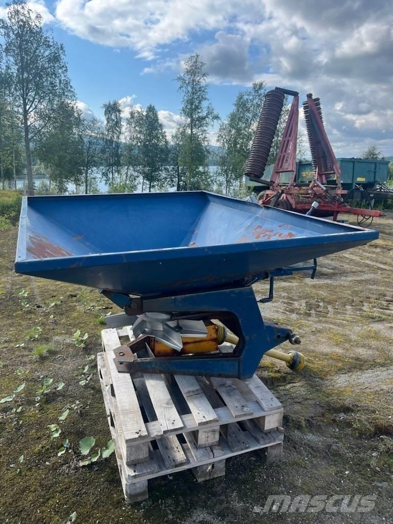 Bogballe BL600 미네랄 살포기