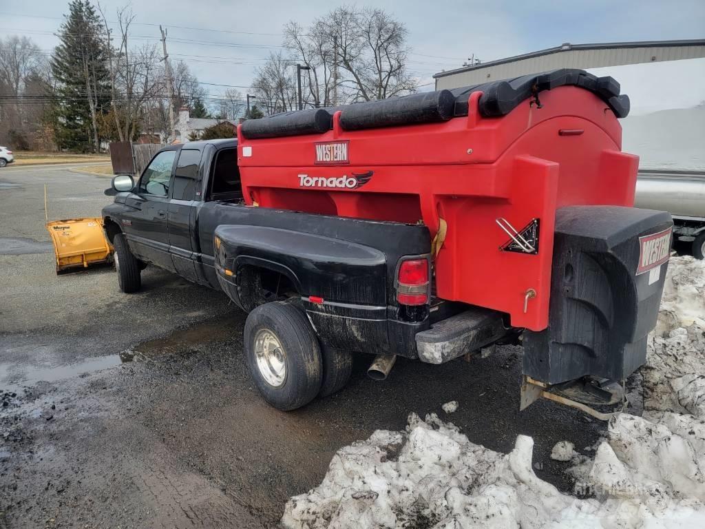 Dodge 3500 픽업/드롭사이드
