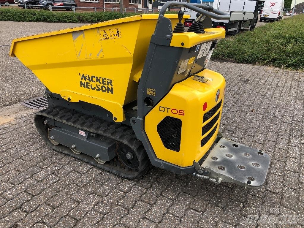 Wacker Neuson DT 05  궤도식 덤프