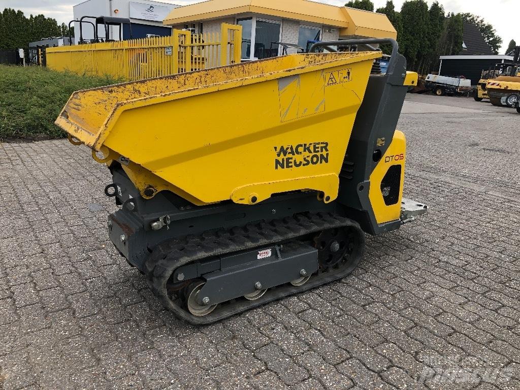 Wacker Neuson DT 05  궤도식 덤프
