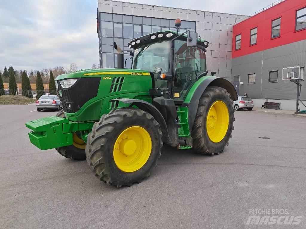 John Deere 6215 R 트랙터
