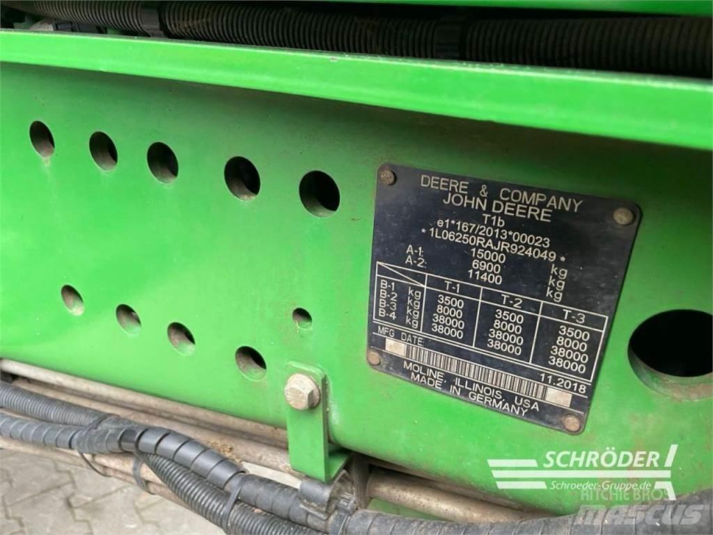 John Deere 6250 R 트랙터