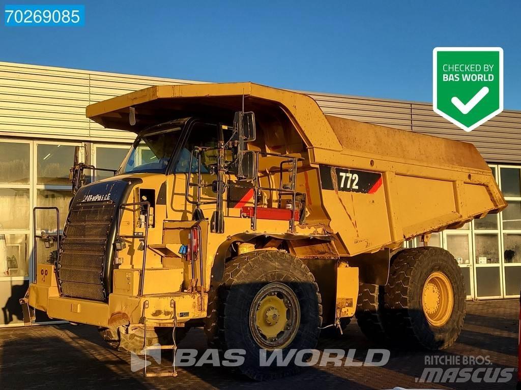 CAT 772 초대형 덤프 트럭