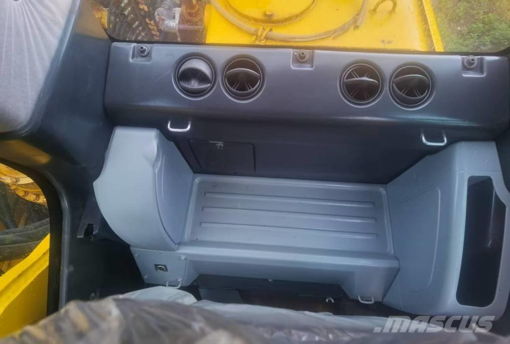 Komatsu PC 450-8 대형 굴삭기 29톤 이상