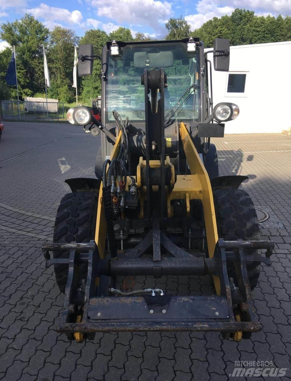 New Holland W50c  휠로우더