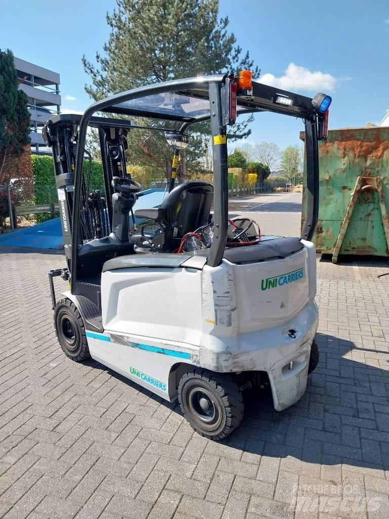 UniCarriers MX 25 전동 지게차