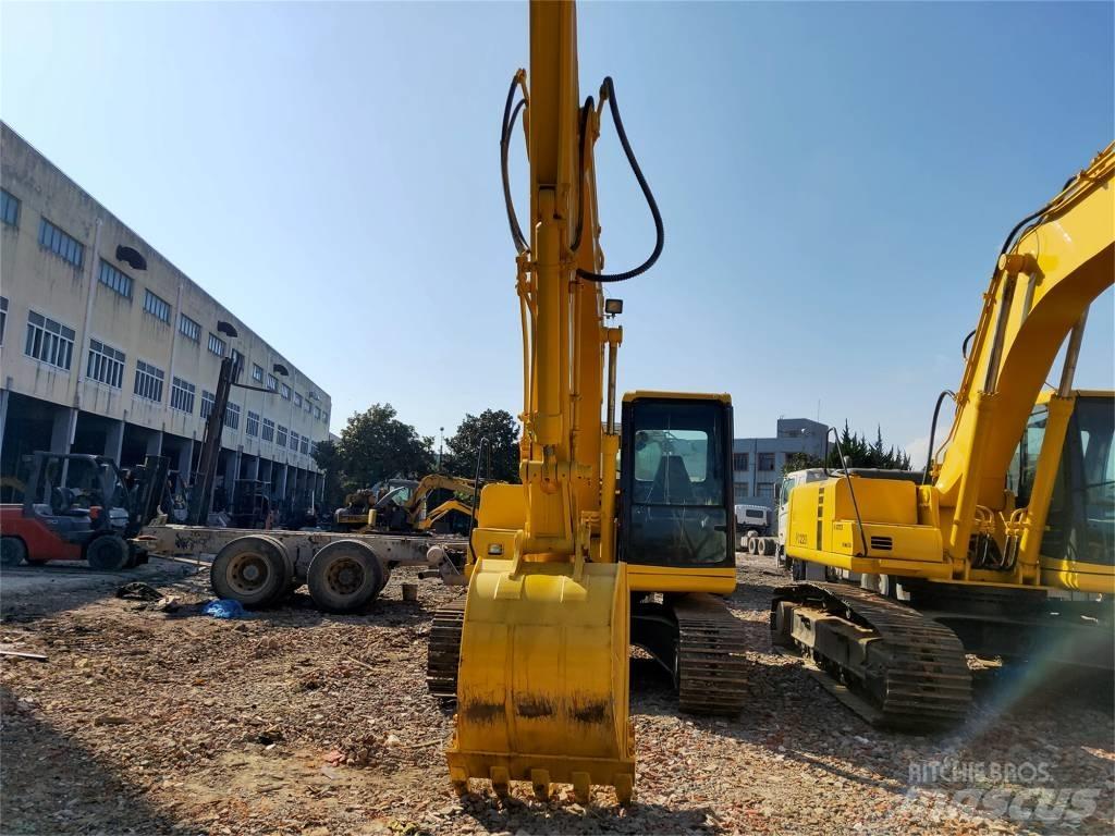 Komatsu PC 120 중형굴삭기 7톤-28톤