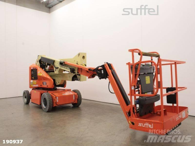 JLG E 400 AJPN 관절형 전동이동 리프트
