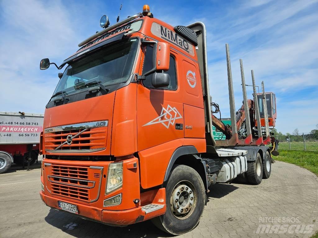 Volvo FH 16 목재 트럭