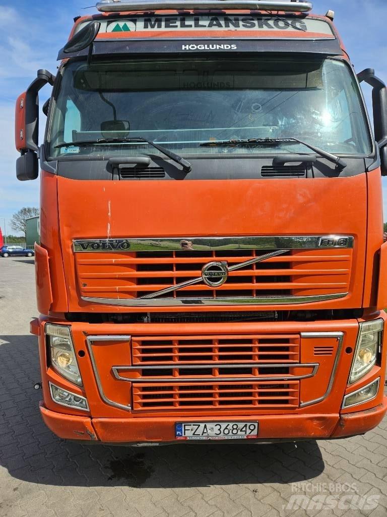 Volvo FH 16 목재 트럭