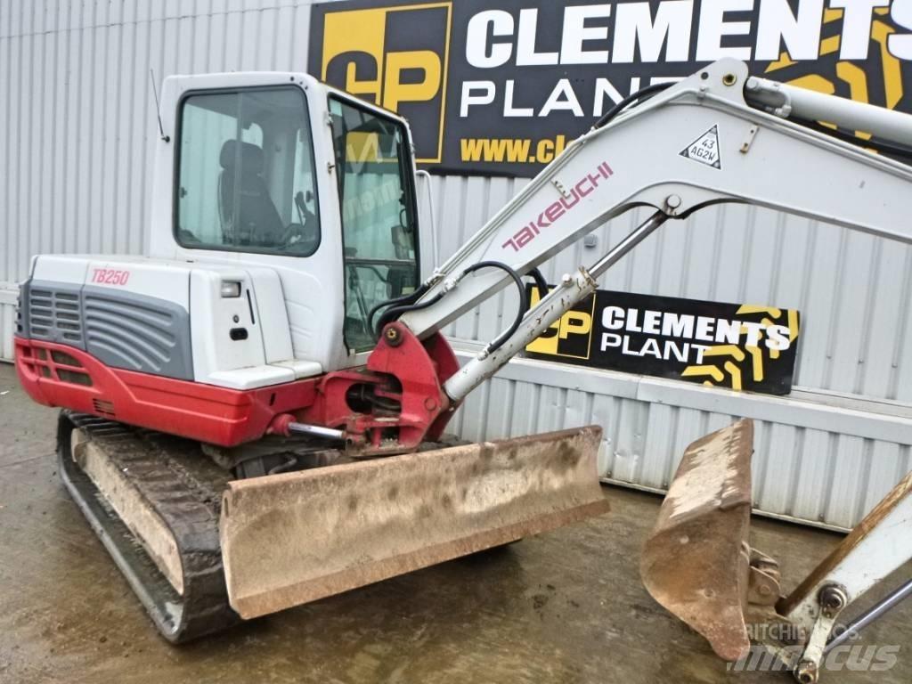 Takeuchi TB250 소형 굴삭기 7톤 미만