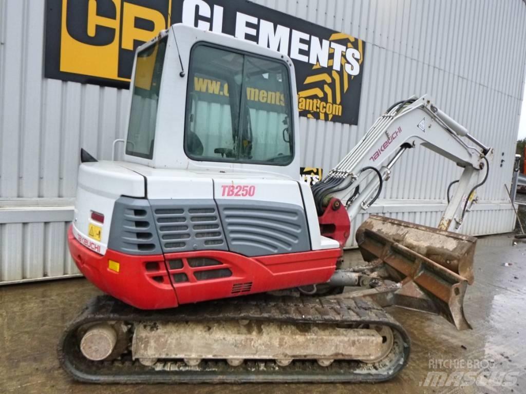 Takeuchi TB250 소형 굴삭기 7톤 미만