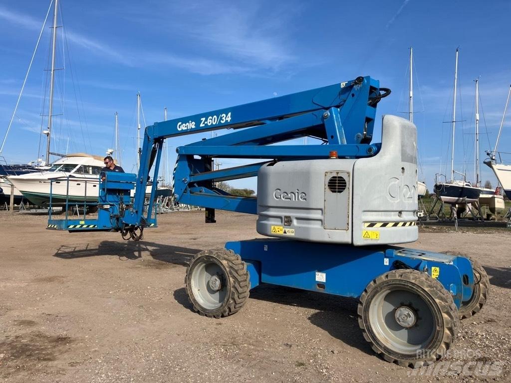 Genie Z 60/34 관절형 전동이동 리프트