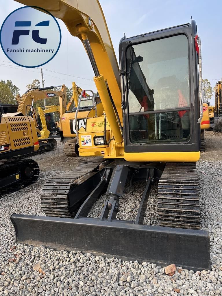 Komatsu 70 대형 굴삭기 29톤 이상