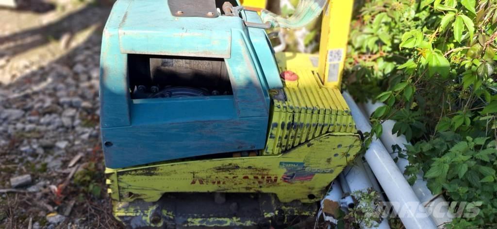 Ammann 6530 토양 다짐기