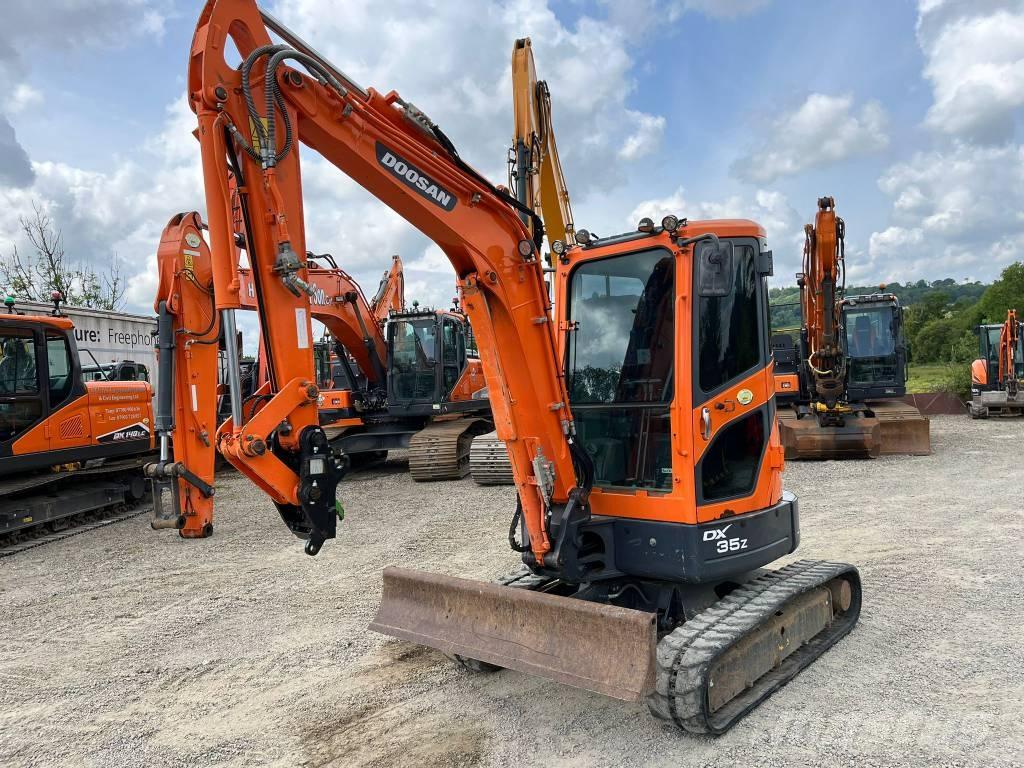 Doosan DX35Z 소형 굴삭기 7톤 미만