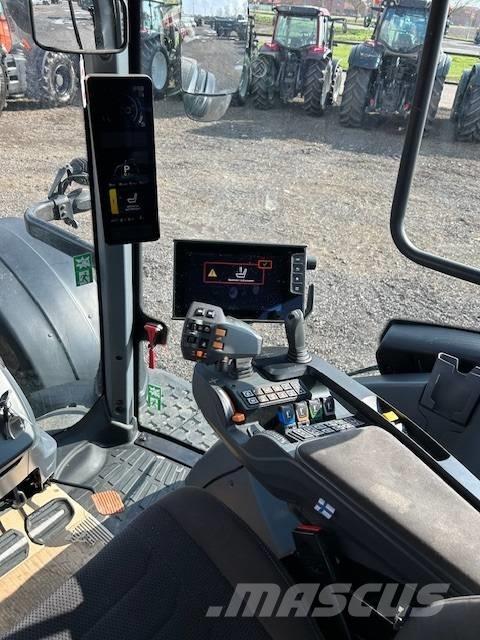 Valtra T 235 D 트랙터