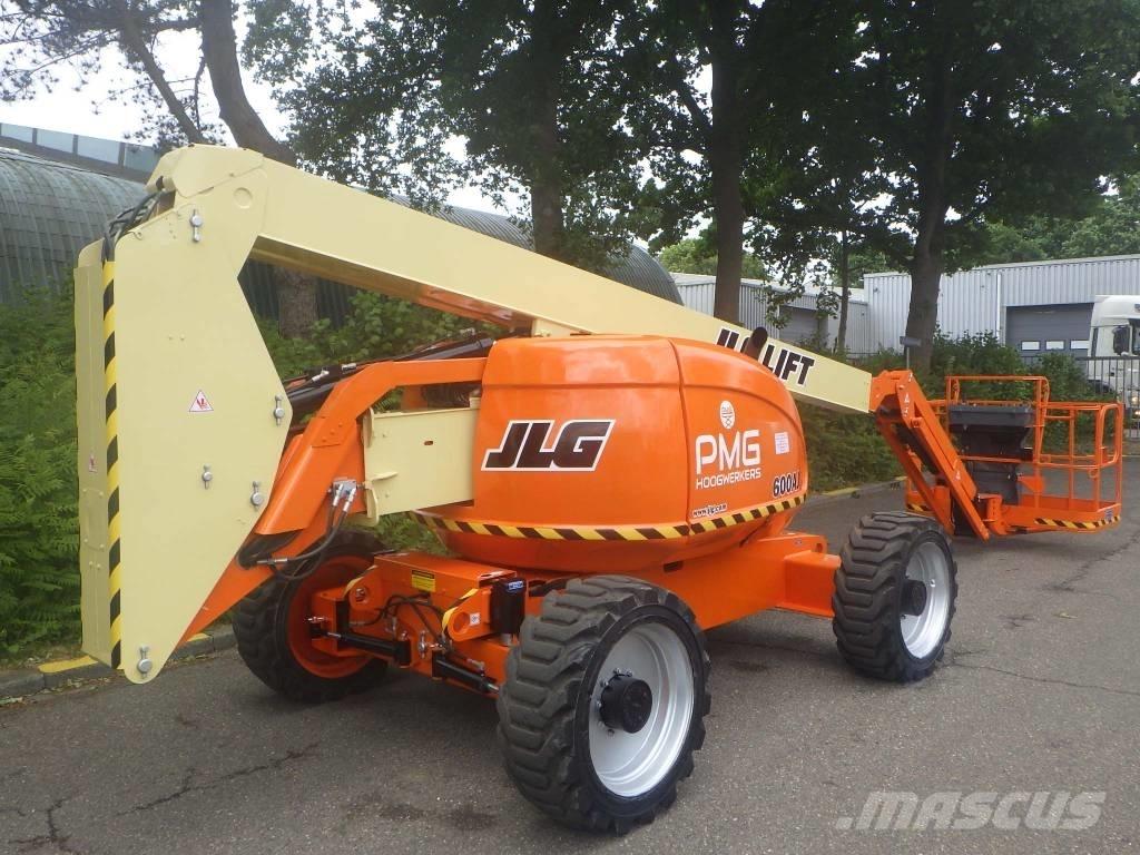 JLG 600AJ 관절형 전동이동 리프트