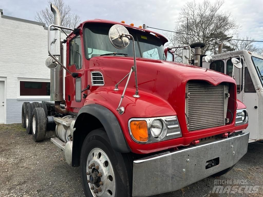 Mack CV 713 케이블 리프트 탈착식 트럭