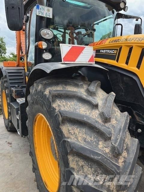 JCB Fastrac 4220 트랙터