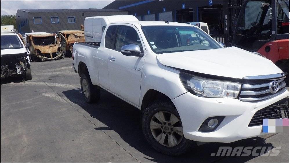 Toyota Hilux 4 픽업/드롭사이드
