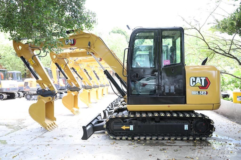 CAT 305.5E2 소형 굴삭기 7톤 미만