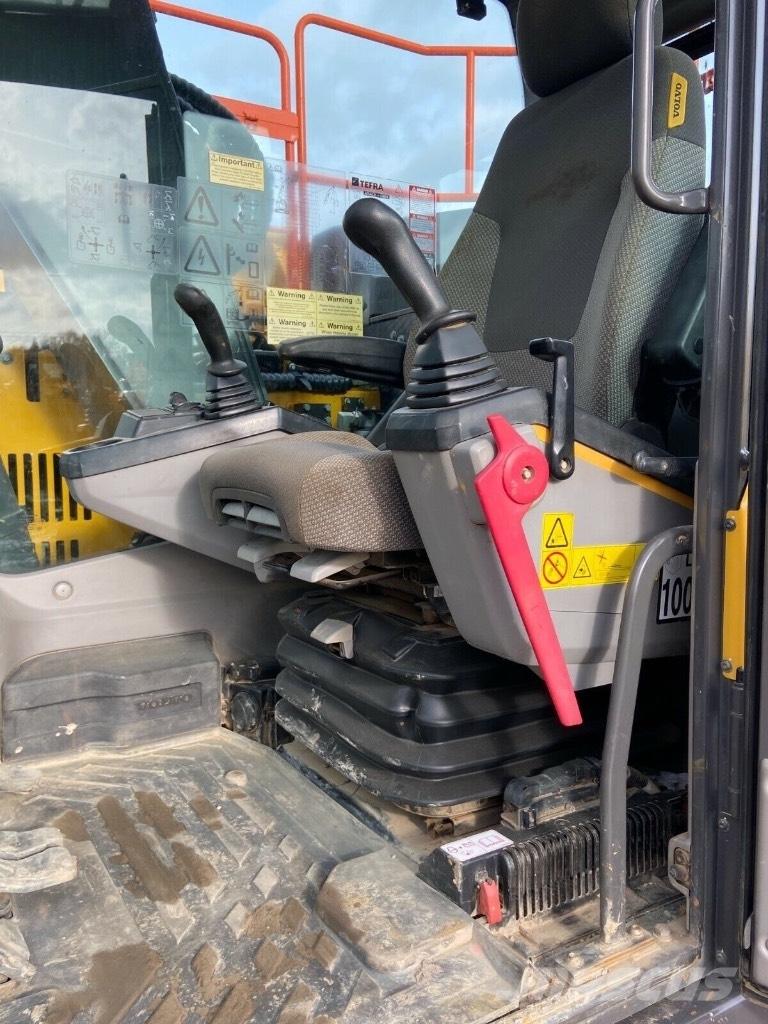 Volvo ECR 145 E 대형 굴삭기 29톤 이상