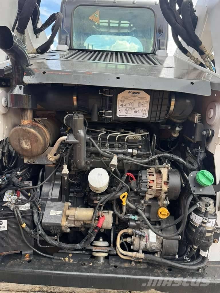 Bobcat T 650  스키드로더