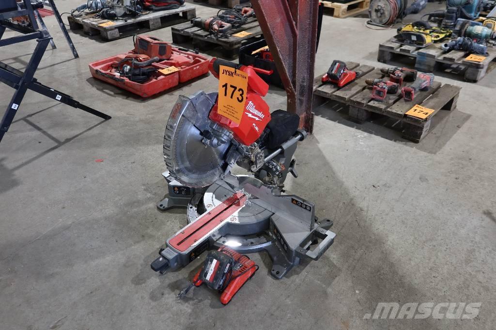 MILWAUKEE M18 FMS305 건설 장비 - 기타