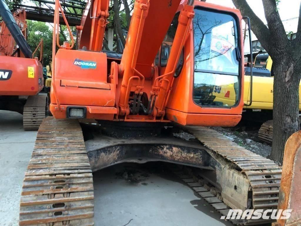 Doosan 220-7 대형 굴삭기 29톤 이상