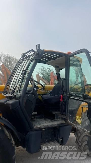 JCB 537-135 텔러 핸들러