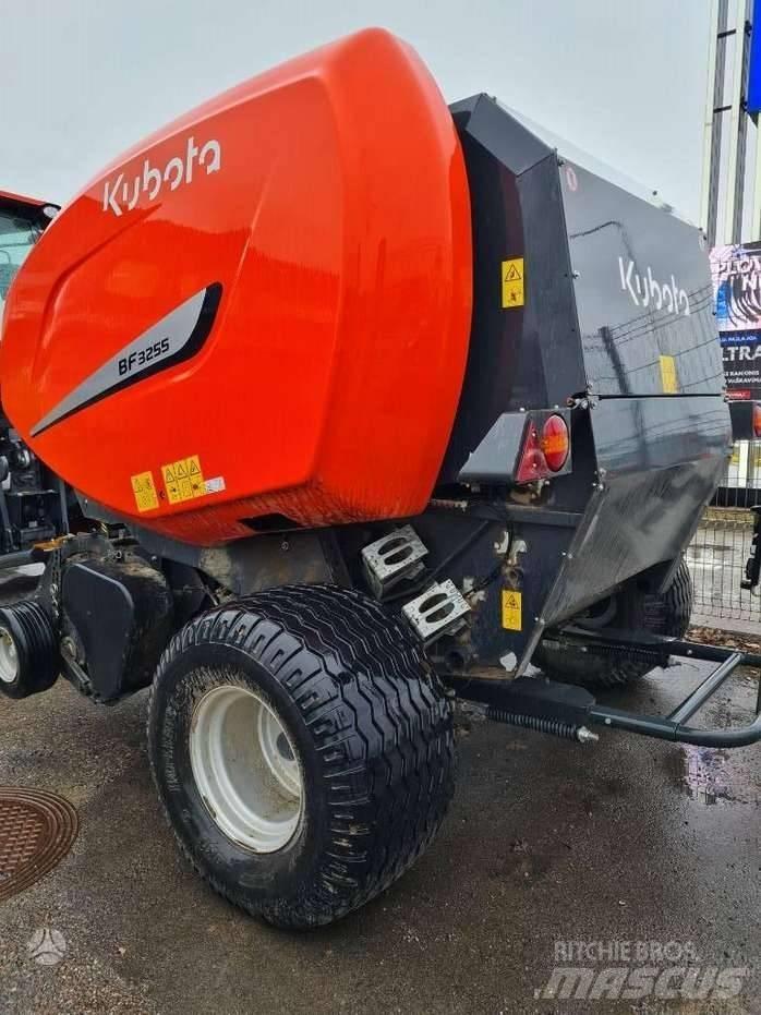 Kubota BF 3255 원형 곤포기