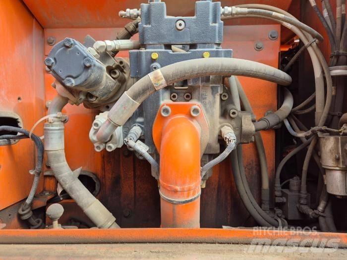 Doosan DX210WA  휠 굴삭기