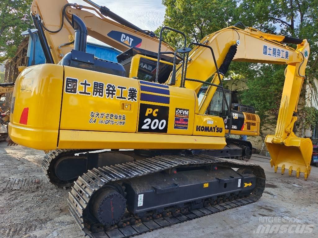 Komatsu PC 200-8 대형 굴삭기 29톤 이상