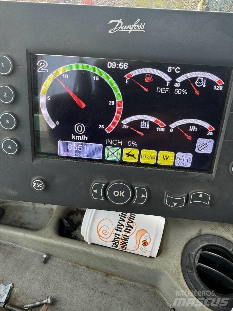Lännen 8600I 백호로더