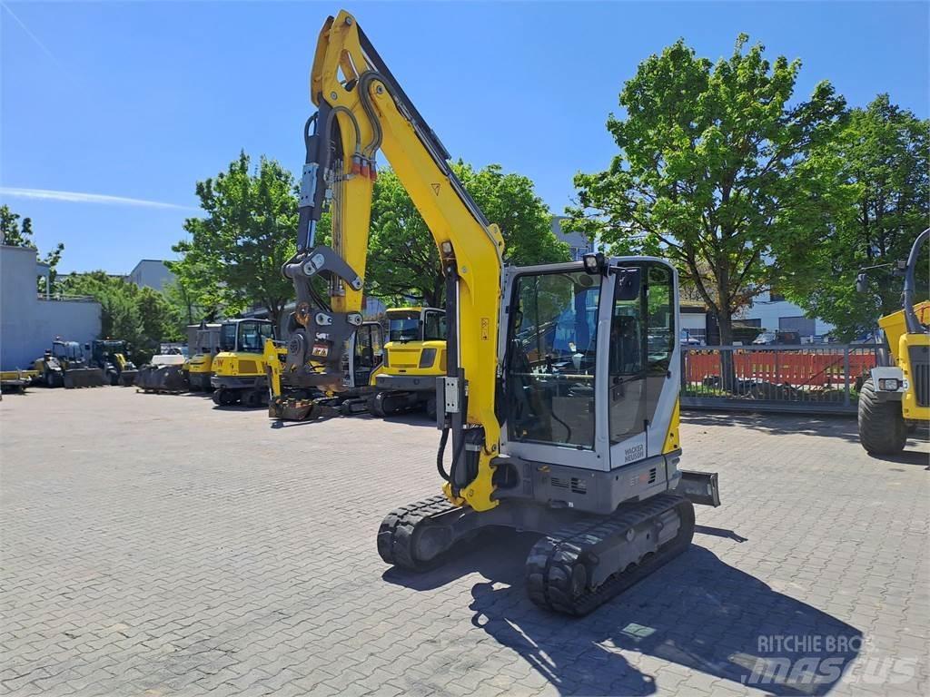 Wacker Neuson ET42 대형 굴삭기 29톤 이상