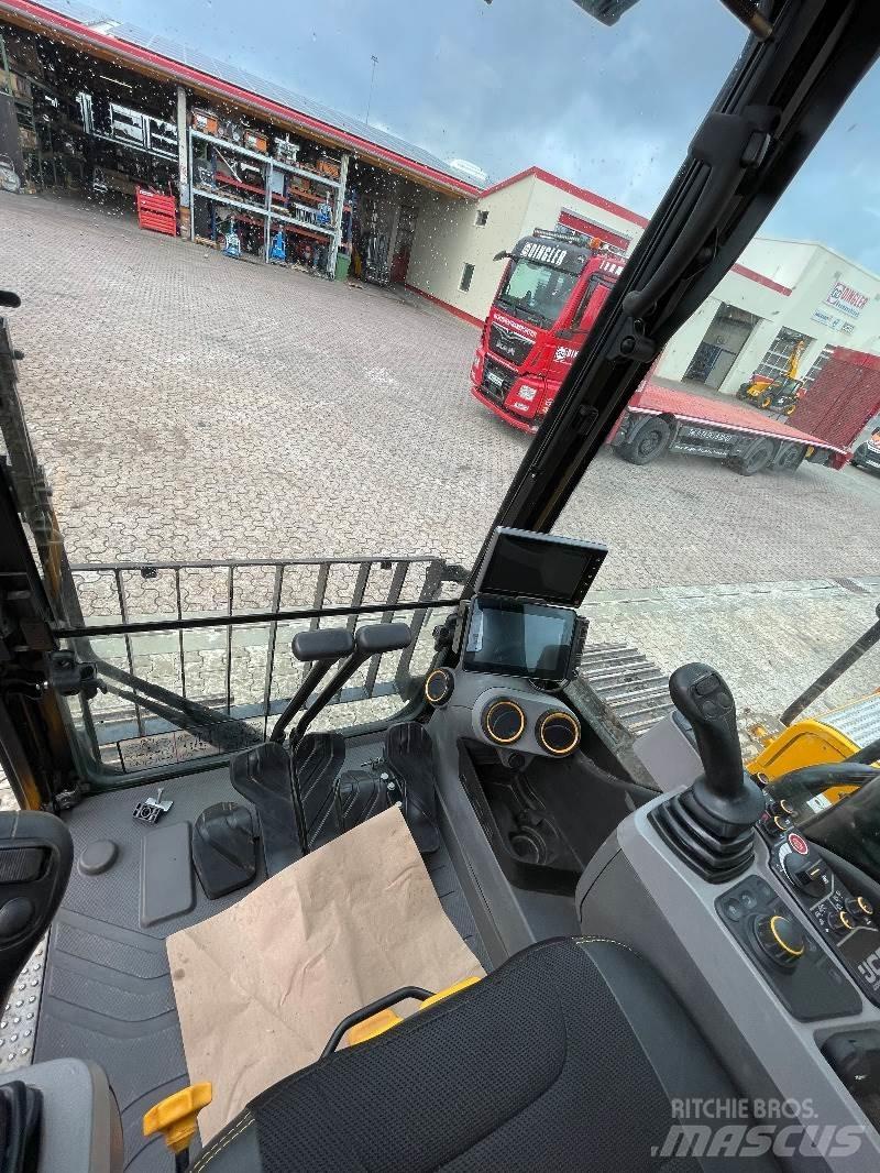 JCB 220 X LC 대형 굴삭기 29톤 이상
