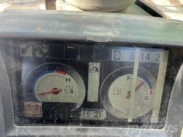 Hitachi ZX 135 대형 굴삭기 29톤 이상