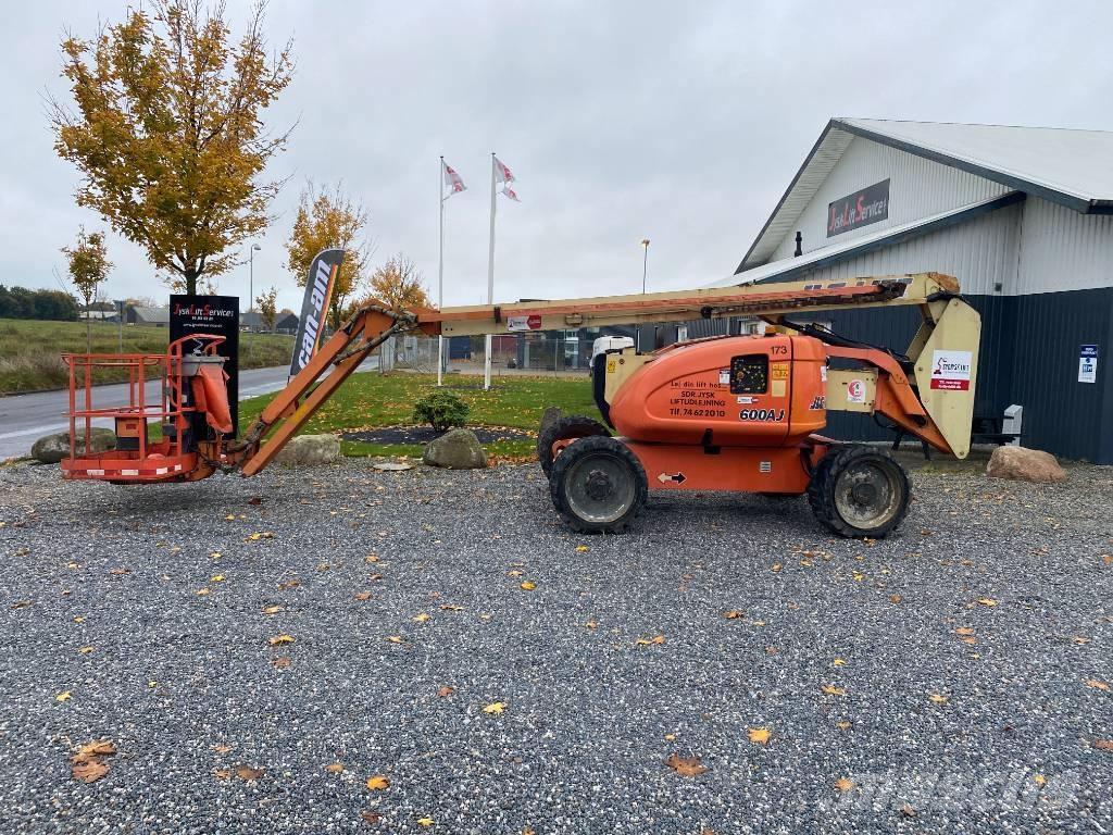 JLG 600 AJ 관절형 전동이동 리프트