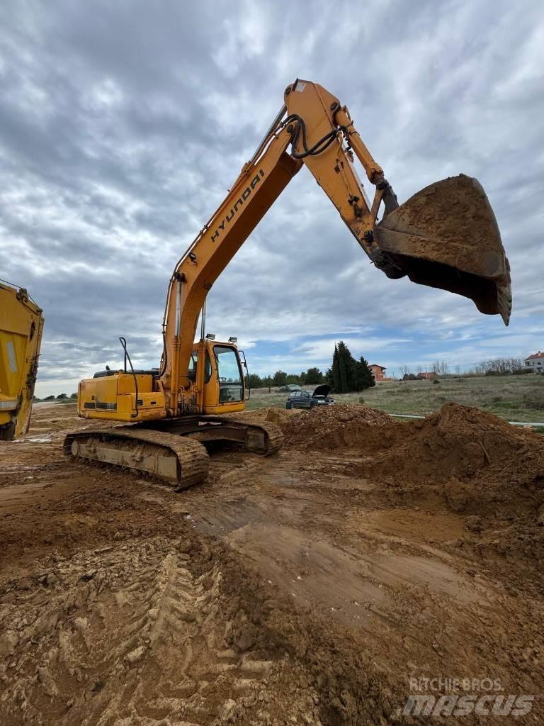 Hyundai R250LC 대형 굴삭기 29톤 이상