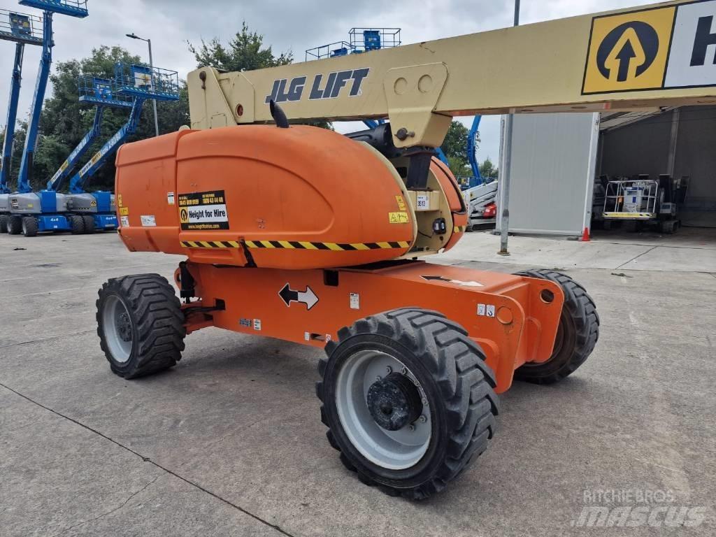 JLG 860 SJ 견인식 전동이동 리프트