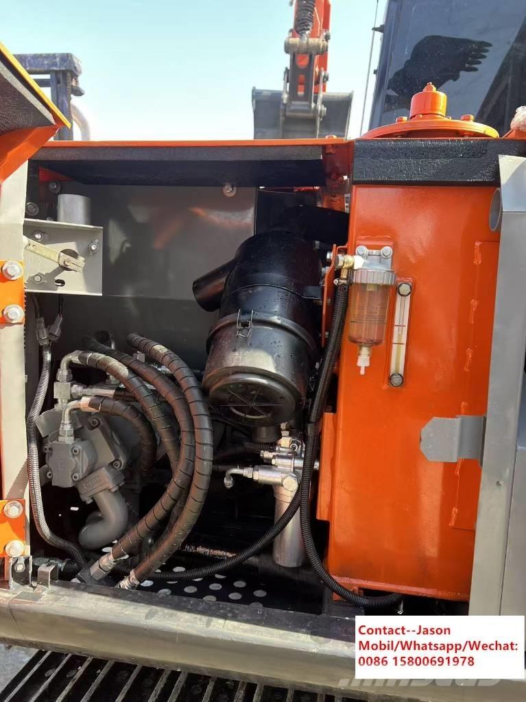 Hitachi ZX 70 중형굴삭기 7톤-28톤