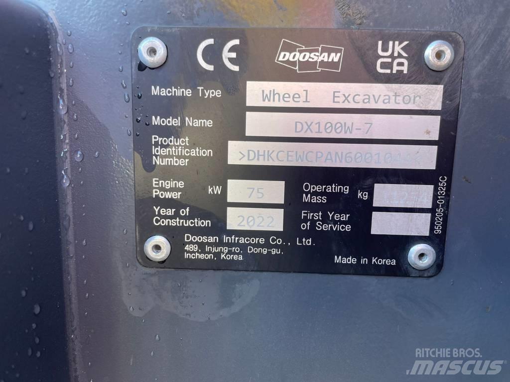 Doosan DX100W-7  휠 굴삭기