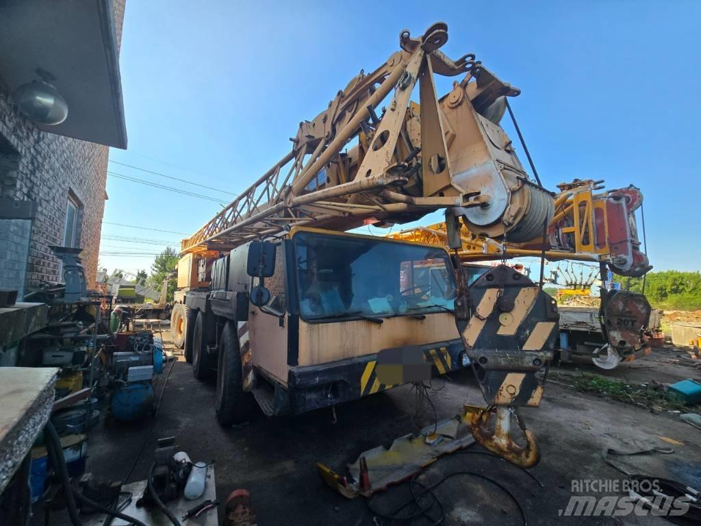Liebherr LTM 1100-1 A/T 크레인