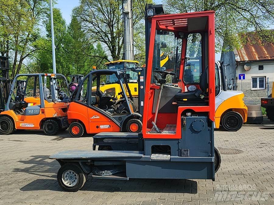 Combilift C4000 4방향 리치트럭