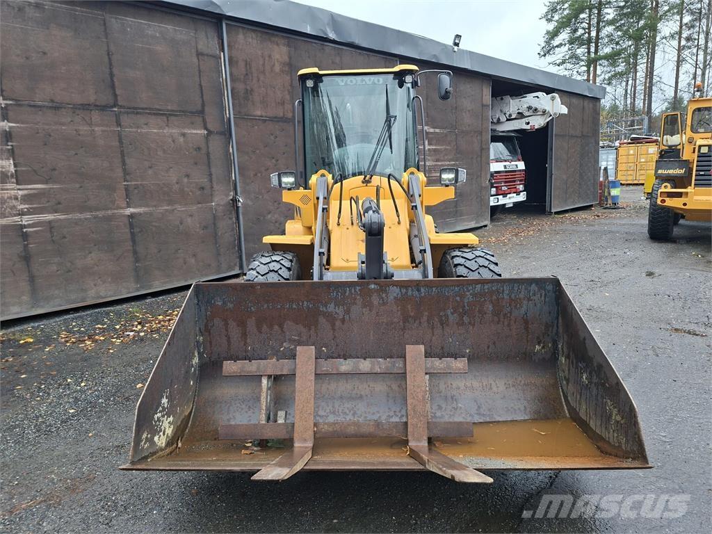 Volvo L30B  휠로우더